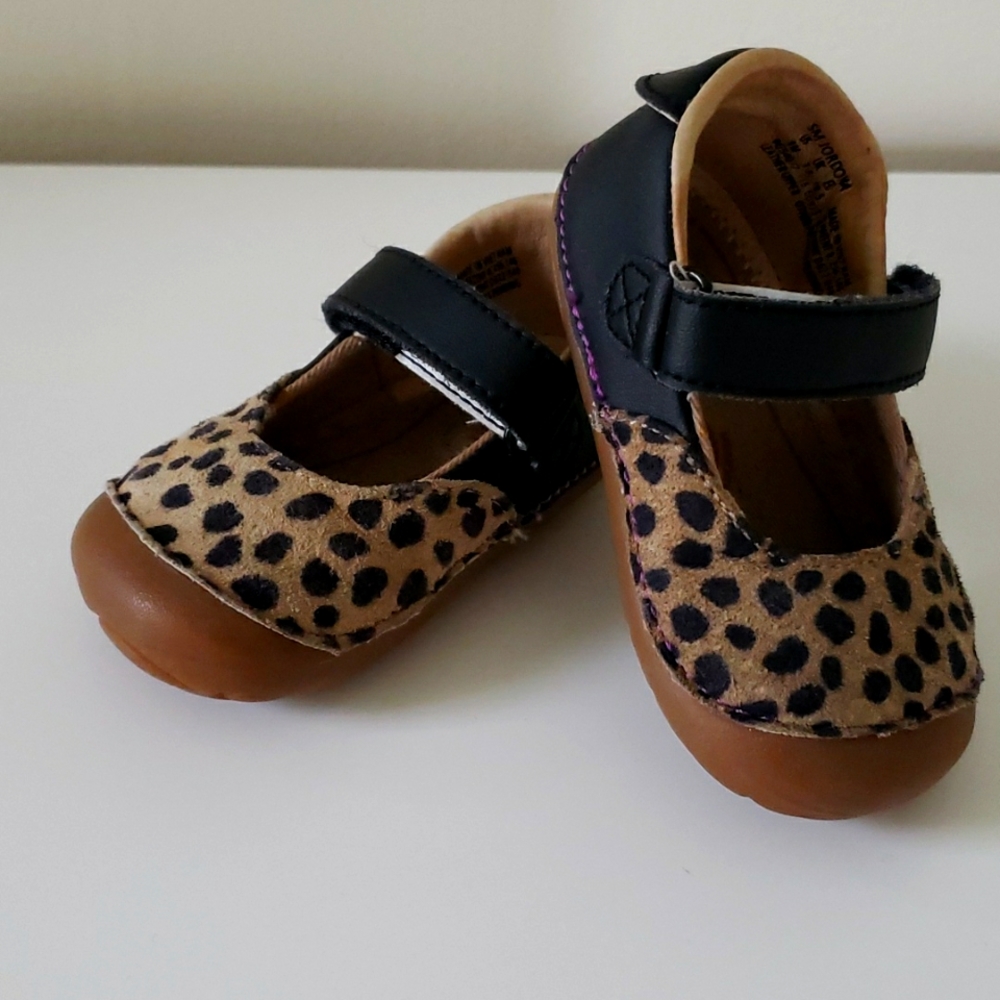 Stride Rite Leopard Print Mary Janes size 4